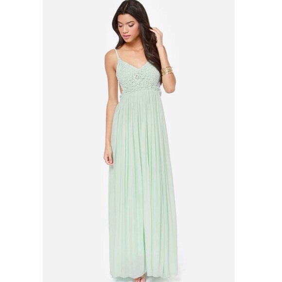 L’Atiste by Amy Mint Green Crochet Lace Open Back Maxi Dress Women’s Medium - Picture 1 of 11